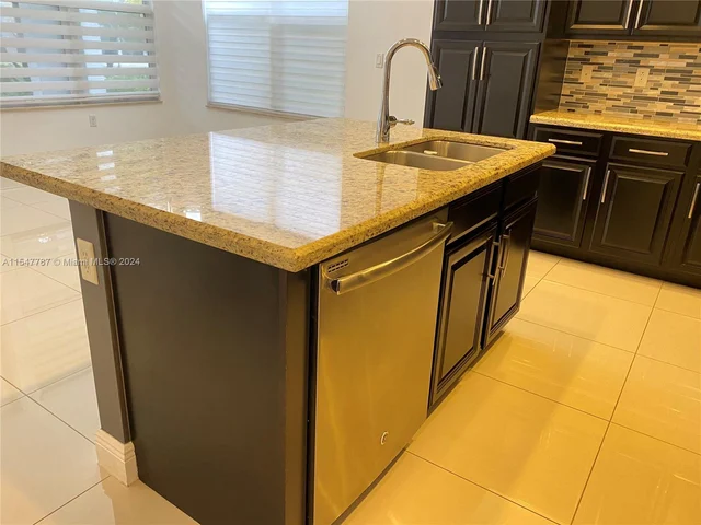 12468 NW 17th Mnr # 12468, Pembroke Pines FL 33028