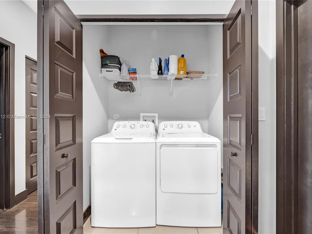 15785 NW 91st Ct # 15785, Miami Lakes FL 33018