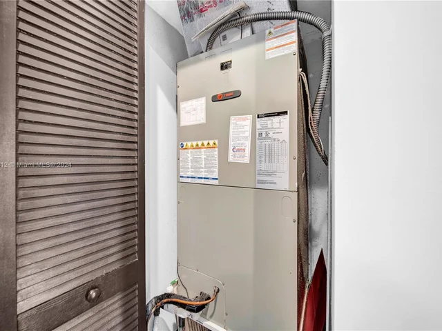 15785 NW 91st Ct # 15785, Miami Lakes FL 33018