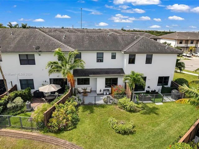 15785 NW 91st Ct # 15785, Miami Lakes FL 33018