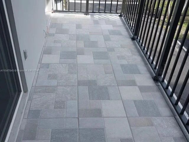 900 SW 84th Ave # 201, Miami FL 33144