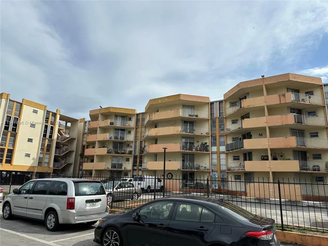 1750 W 46th St # 229, Hialeah FL 33012