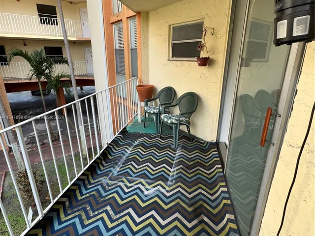 1750 W 46th St # 229, Hialeah FL 33012