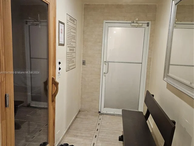 690 SW 1st Ct # 1915, Miami FL 33130