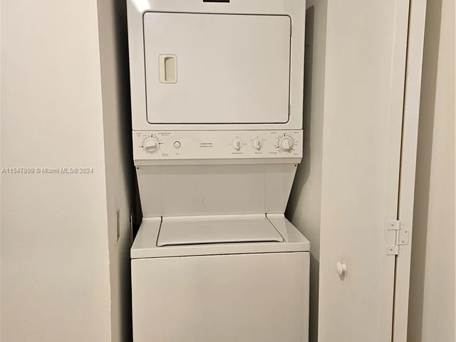 690 SW 1st Ct # 1915, Miami FL 33130