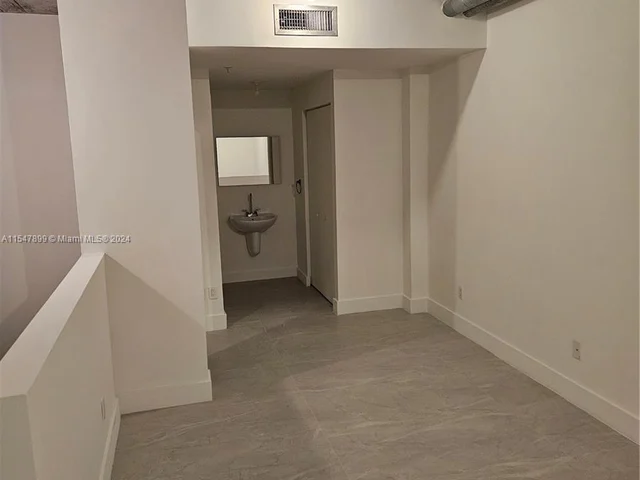 690 SW 1st Ct # 1915, Miami FL 33130