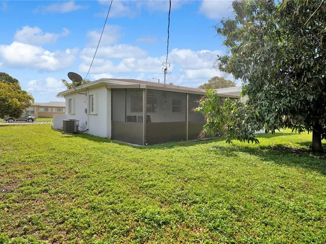 1035 NE 169th Ter # 0, Miami FL 33162