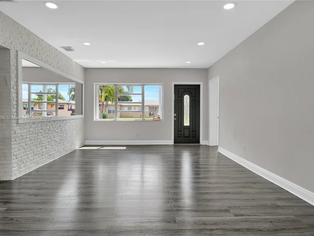 1035 NE 169th Ter # 0, Miami FL 33162