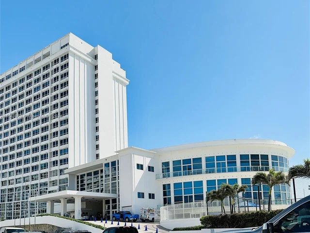 5445 Collins Ave # 1520, Miami Beach FL 33140