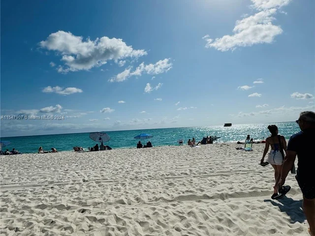 5445 Collins Ave # 1520, Miami Beach FL 33140