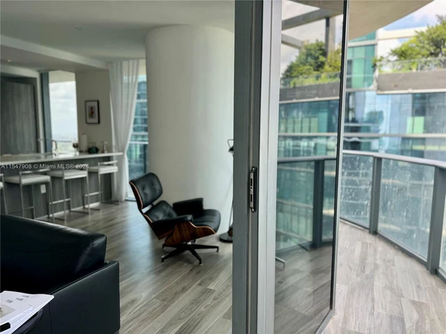 801 S Miami Ave # 4405, Miami FL 33130