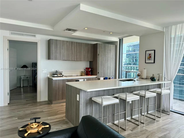 801 S Miami Ave # 4405, Miami FL 33130