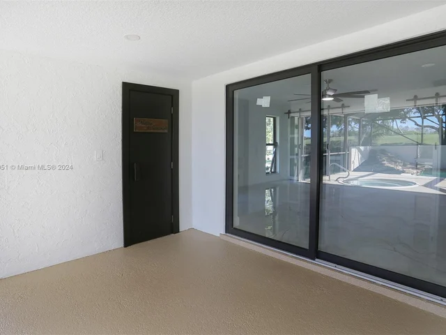 13060 NW 1st St, Plantation FL 33325