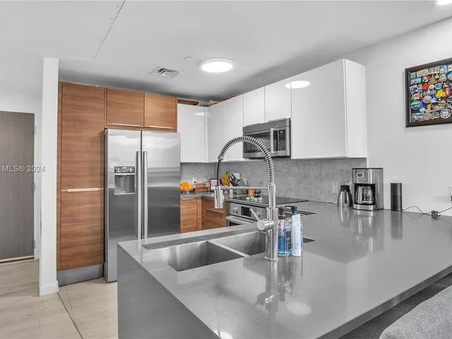 601 NE 27th St # 1108, Miami FL 33137