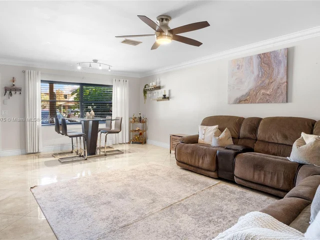 740 NW 105th Ter # 740, Pembroke Pines FL 33026