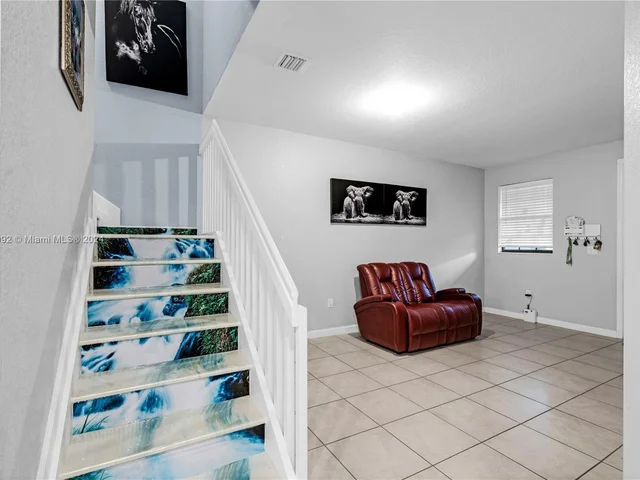 3385 SE 1st St, Homestead FL 33033