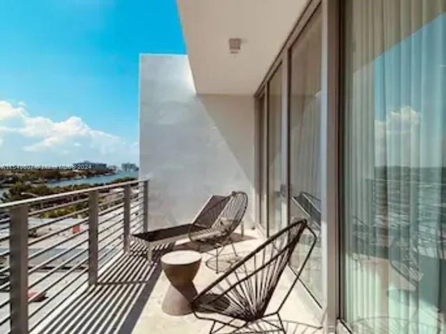 6080 Collins Avenue, Miami Beach FL 33140