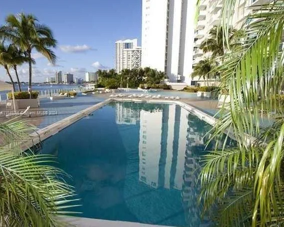 1000 West Ave, Miami Beach FL 33139