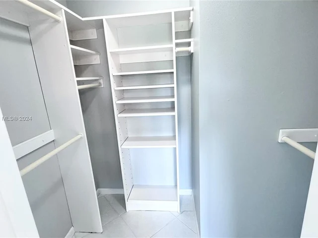 8980 S Hollybrook Blvd # 307, Pembroke Pines FL 33025