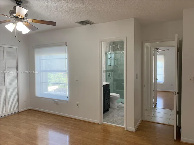 487 NW 98th Ct # 487, Miami FL 33172