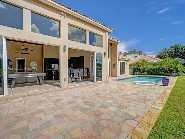 10427 Stonebridge St, Boca Raton FL 33498