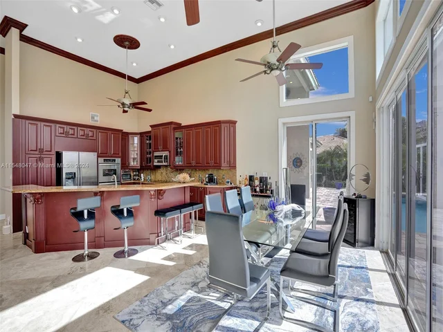 10427 Stonebridge St, Boca Raton FL 33498