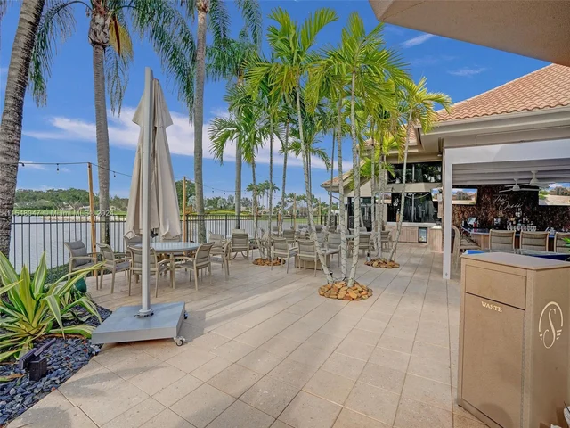 10427 Stonebridge St, Boca Raton FL 33498