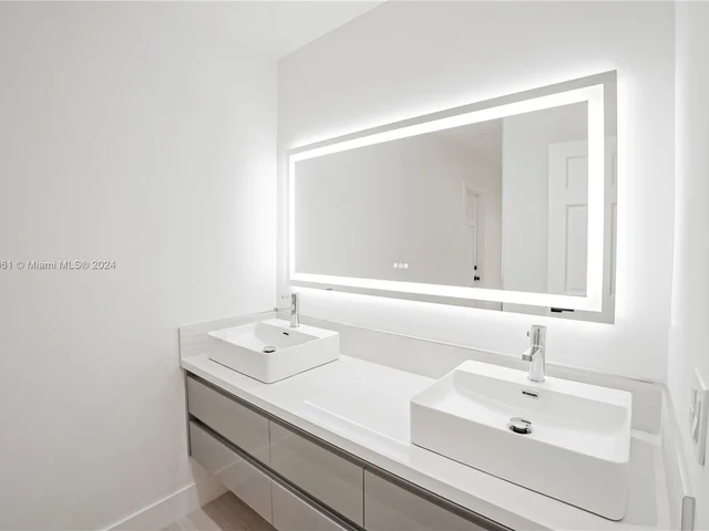 12242 SW 102nd Ter, Miami FL 33186