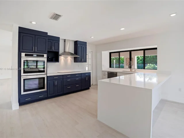 12242 SW 102nd Ter, Miami FL 33186