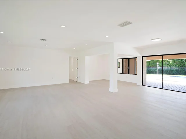 12242 SW 102nd Ter, Miami FL 33186