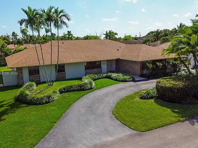 12242 SW 102nd Ter, Miami FL 33186