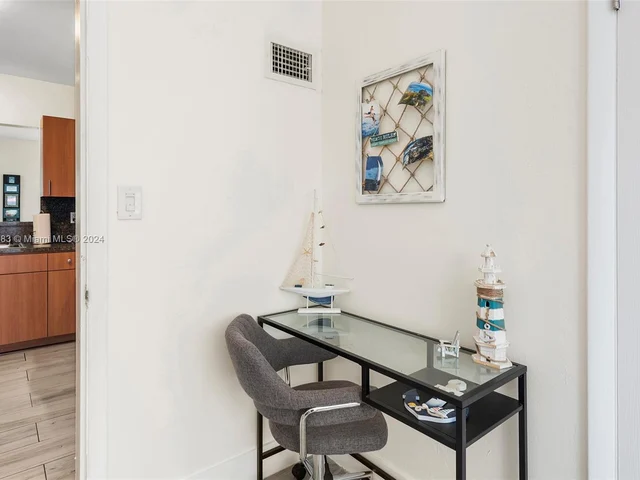 70 NW 47th Ter, Miami FL 33127