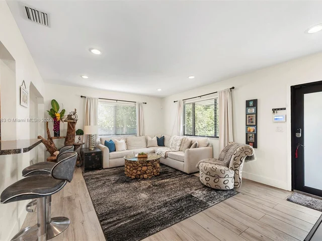 70 NW 47th Ter, Miami FL 33127