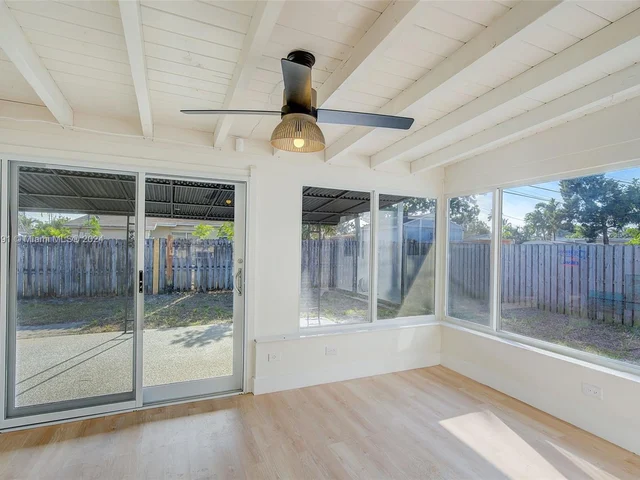 4130 NW 12th Ter, Oakland Park FL 33309