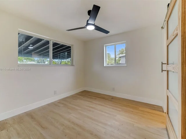 4130 NW 12th Ter, Oakland Park FL 33309