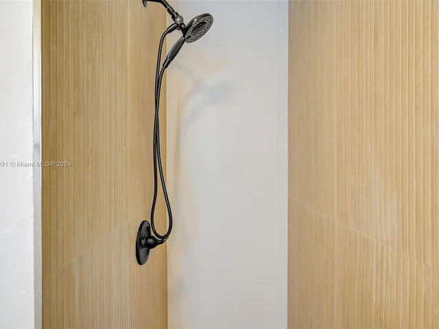 4130 NW 12th Ter, Oakland Park FL 33309