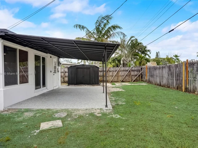 4130 NW 12th Ter, Oakland Park FL 33309