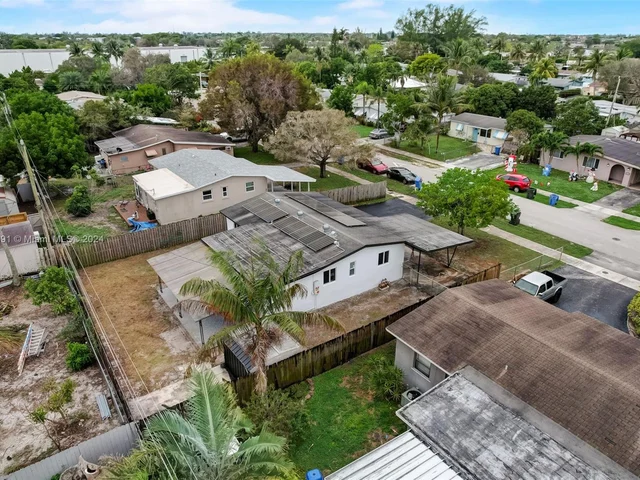 4130 NW 12th Ter, Oakland Park FL 33309