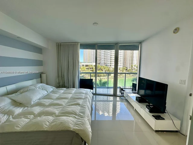 495 Brickell Ave # 520, Miami FL 33131