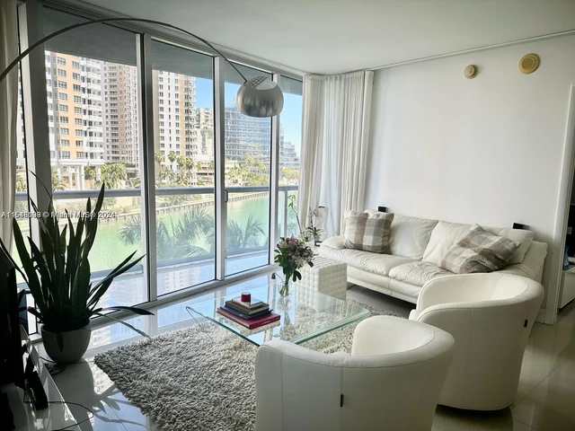 495 Brickell Ave # 520, Miami FL 33131