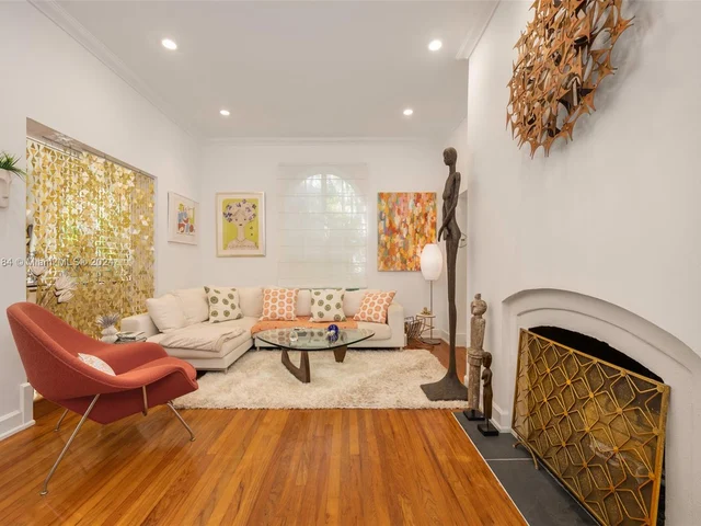 4131 El Prado Blvd, Miami FL 33133