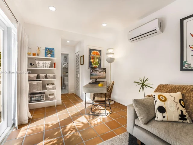 4131 El Prado Blvd, Miami FL 33133