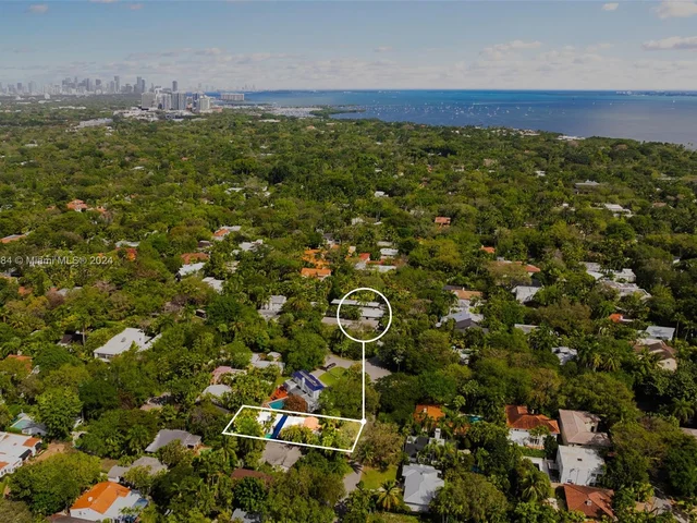 4131 El Prado Blvd, Miami FL 33133