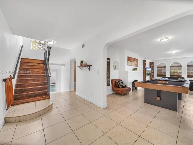 5947 NE 4th Ct, Miami FL 33137