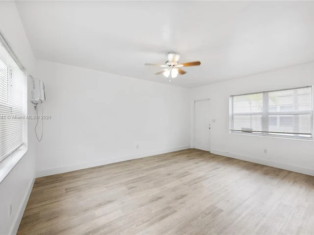 1956 Lincoln St # 5, Hollywood FL 33020