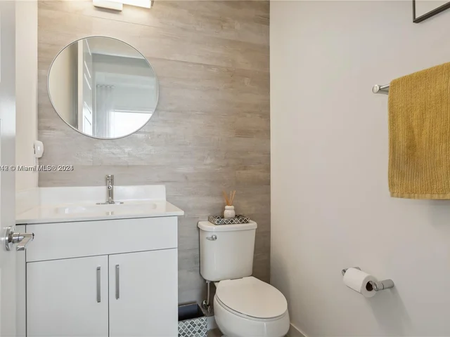 15101 SW 177th Ter, Miami FL 33187