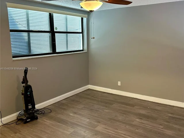 11265 NW 15th Pl, Pembroke Pines FL 33026