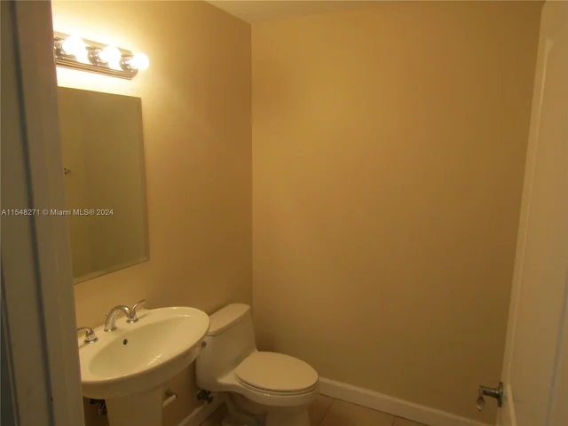 1945 S Ocean Dr # 611, Hallandale Beach FL 33009