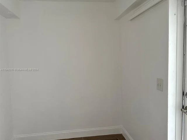 417 NW 14th Way, Fort Lauderdale FL 33311