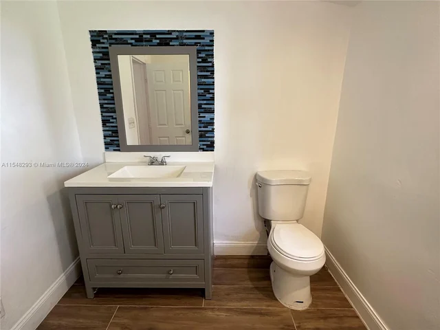 417 NW 14th Way, Fort Lauderdale FL 33311